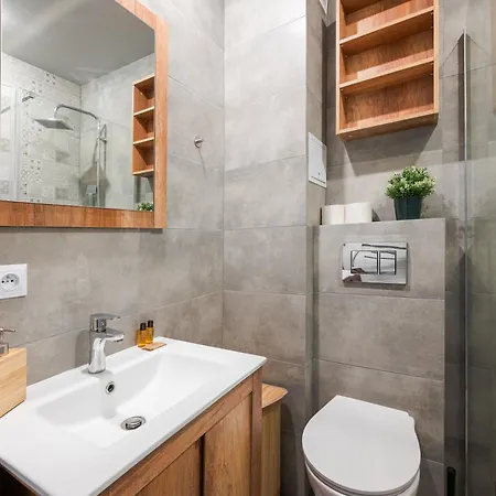 Apartment Swietokrzyska Deluxe View By Bookinghost